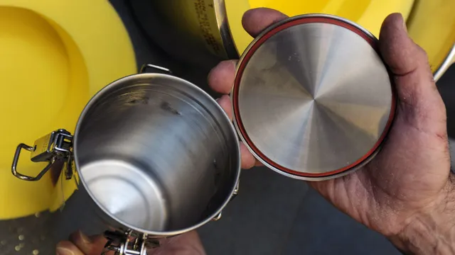 Are Stainless Steel Containers Safe for Food Storage?