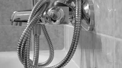 Does Stainless Steel Rust In The Shower?